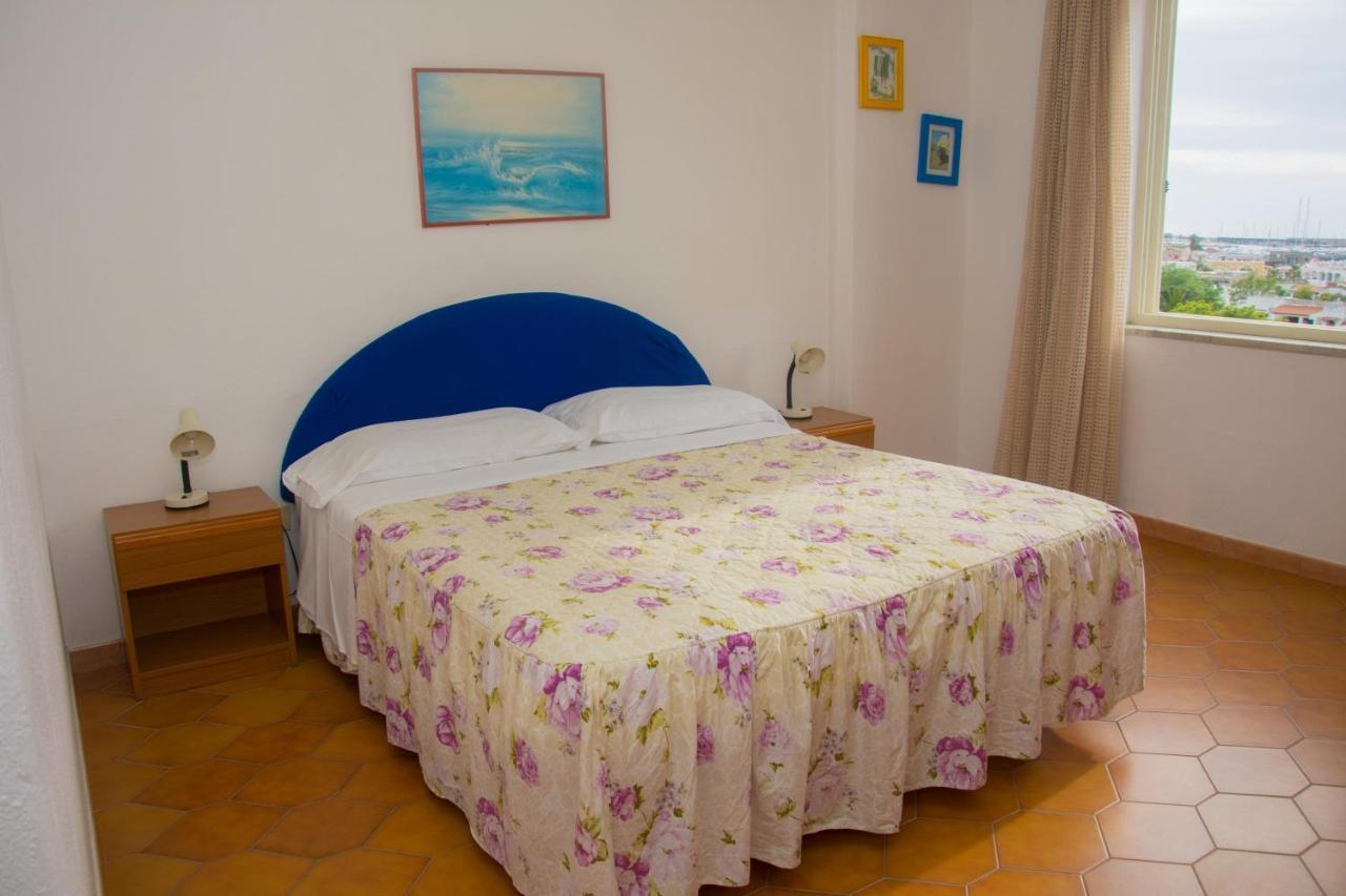 Hotel Mena 3*
