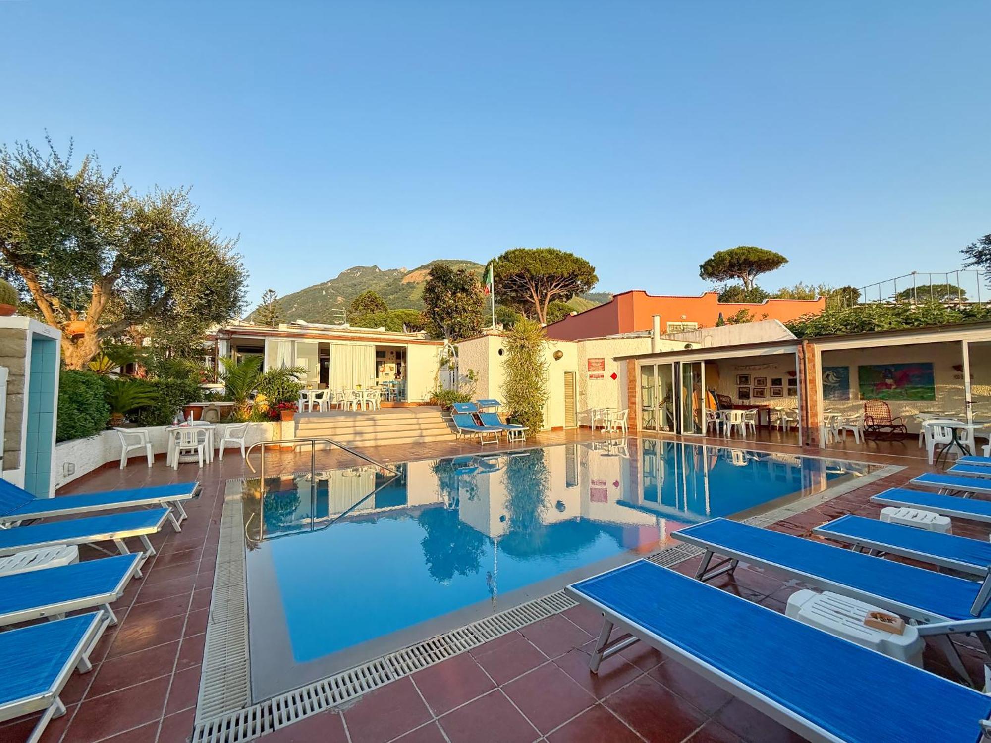Hotel Mena Forio di Ischia